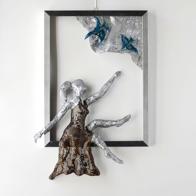 Framed art - women sculpture - Housewarming gift - Metal wall art