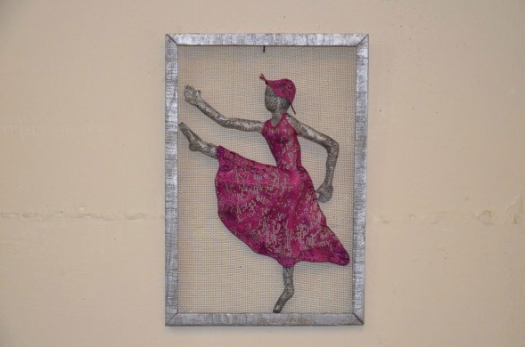 תמונה של רקדנית - פסל של אורנה - חוג פיסול ברשת